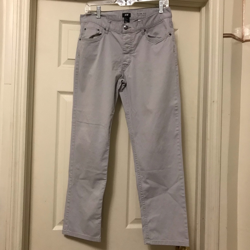H&M gray jeans 👖.